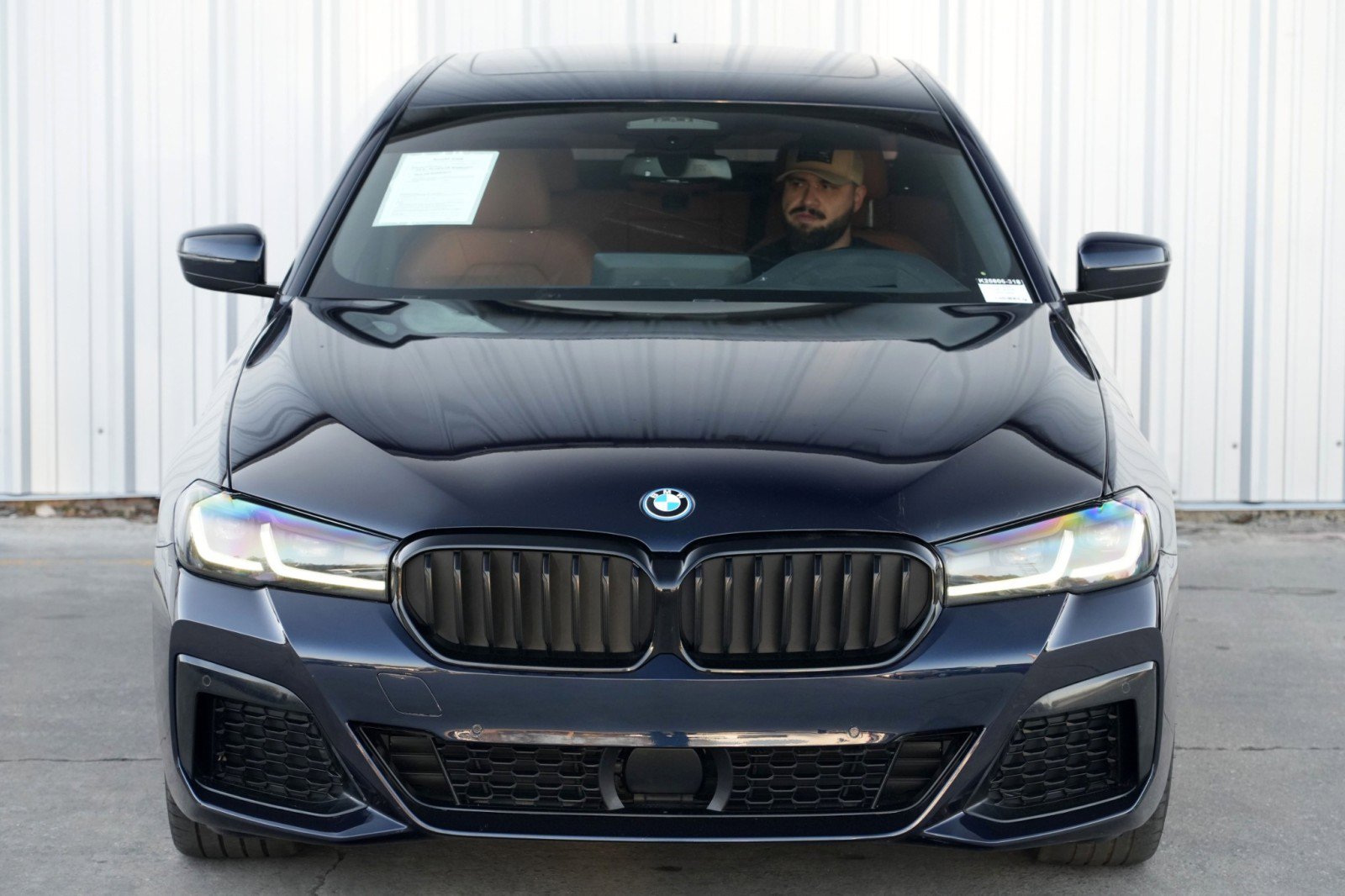 Used 2022 BMW 530e w/ Premium Package RWD image 49
