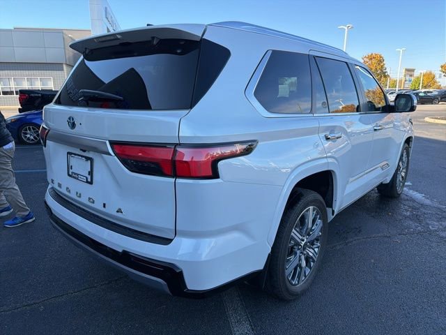 Used 2024 Toyota Sequoia Capstone image 3