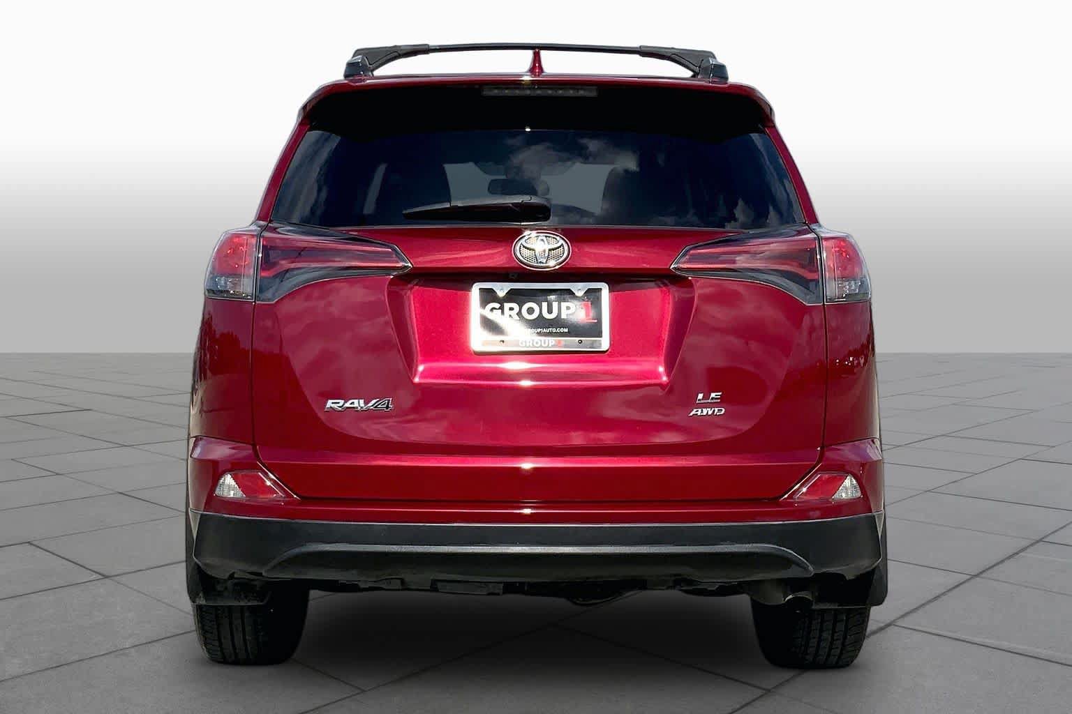 Used 2018 Toyota RAV4 LE w/ All Weather Liner Package AWD/4WD image 5