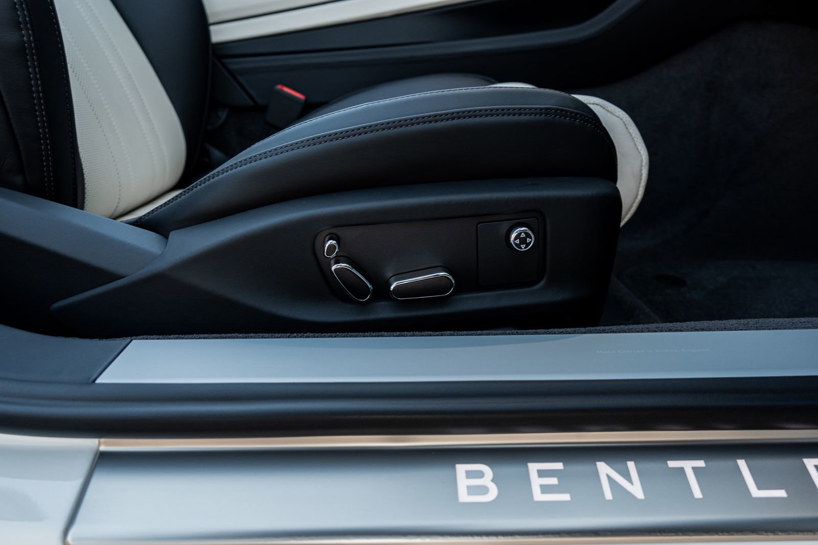 New 2026 Bentley Continental GTC image 38