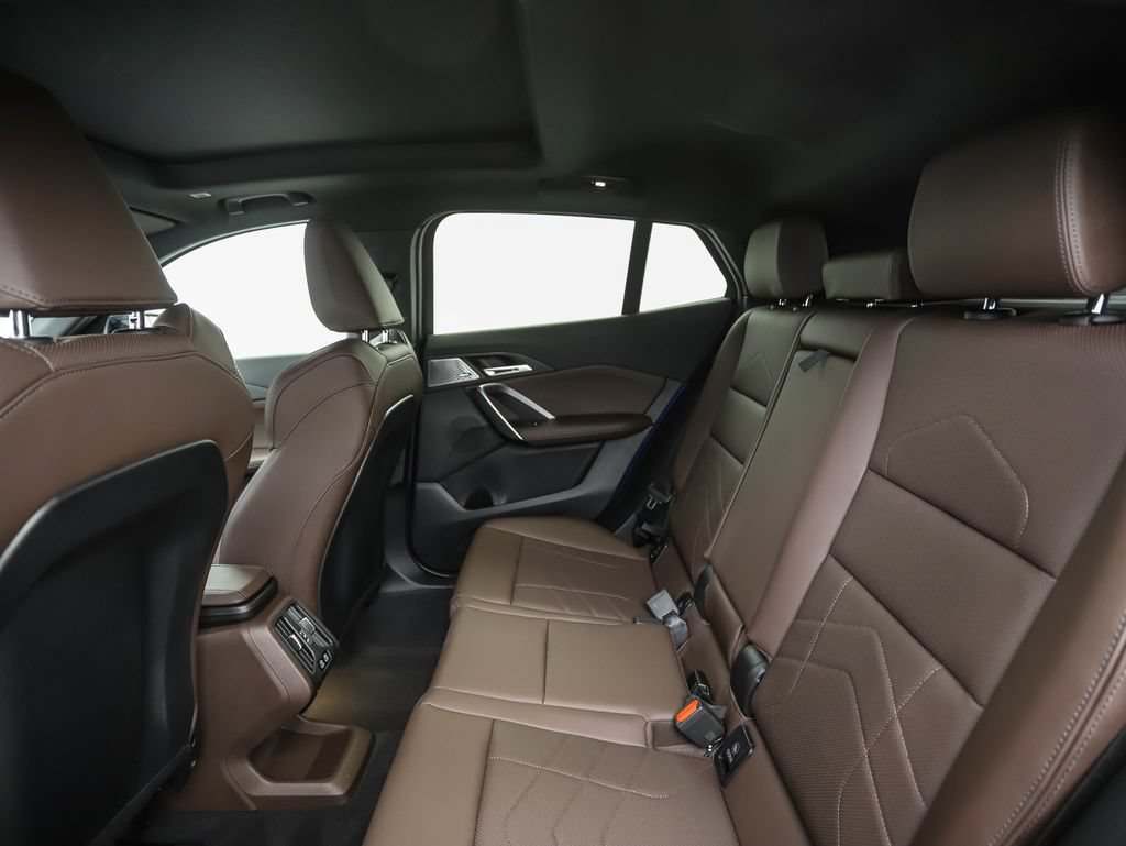 Used 2025 BMW X2 M35i AWD/4WD image 21