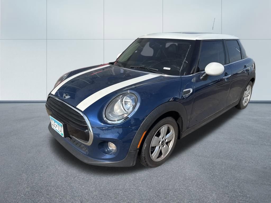 Used 2016 MINI Cooper 4-Door Hardtop image 5