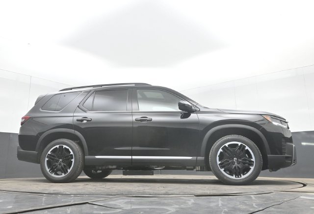 New 2026 Honda Pilot Touring image 53