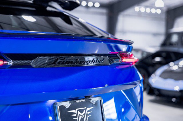 Used 2024 Lamborghini Urus Performante image 42