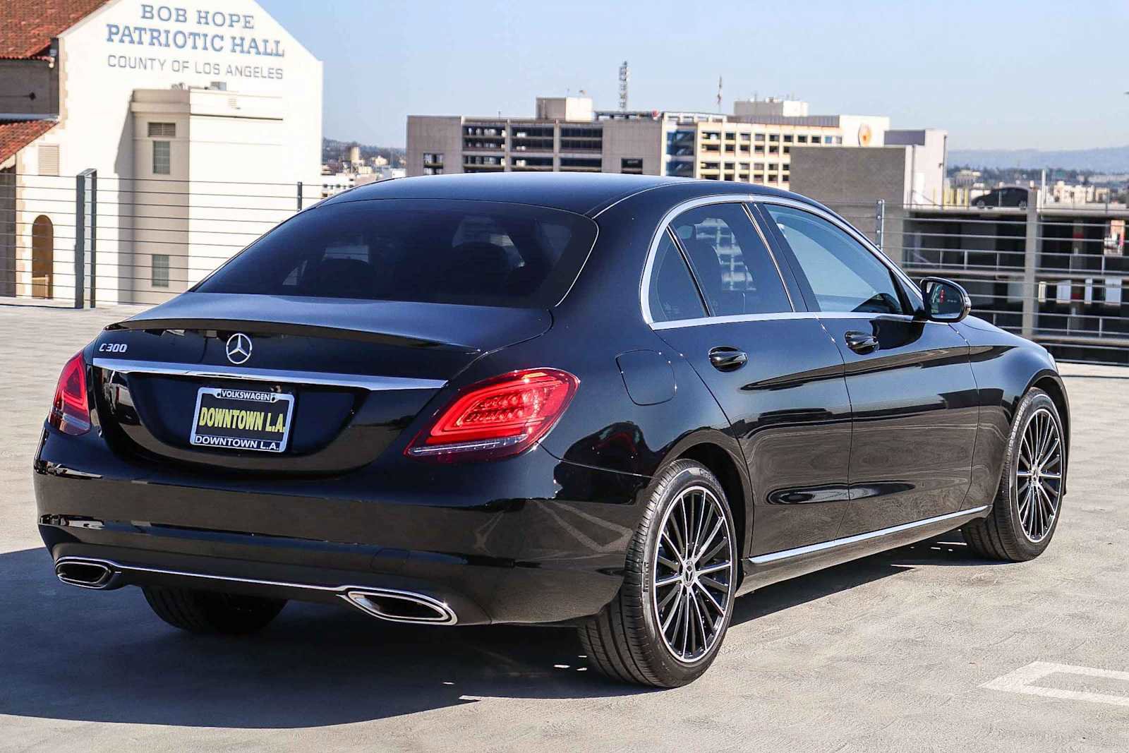 Used 2019 Mercedes-Benz C 300 Sedan image 4