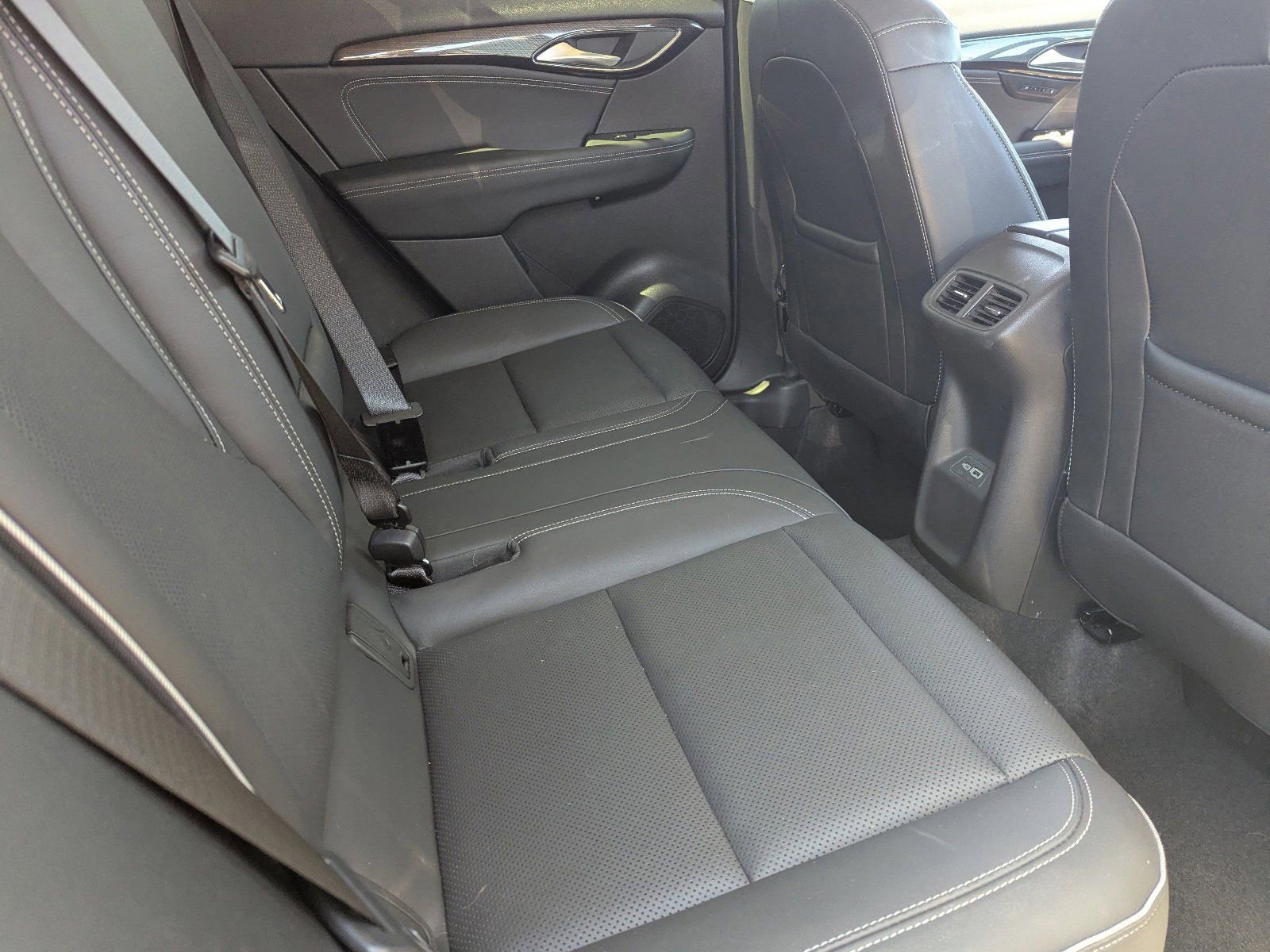 Used 2021 Buick Envision Essence w/ Technology Package I image 14