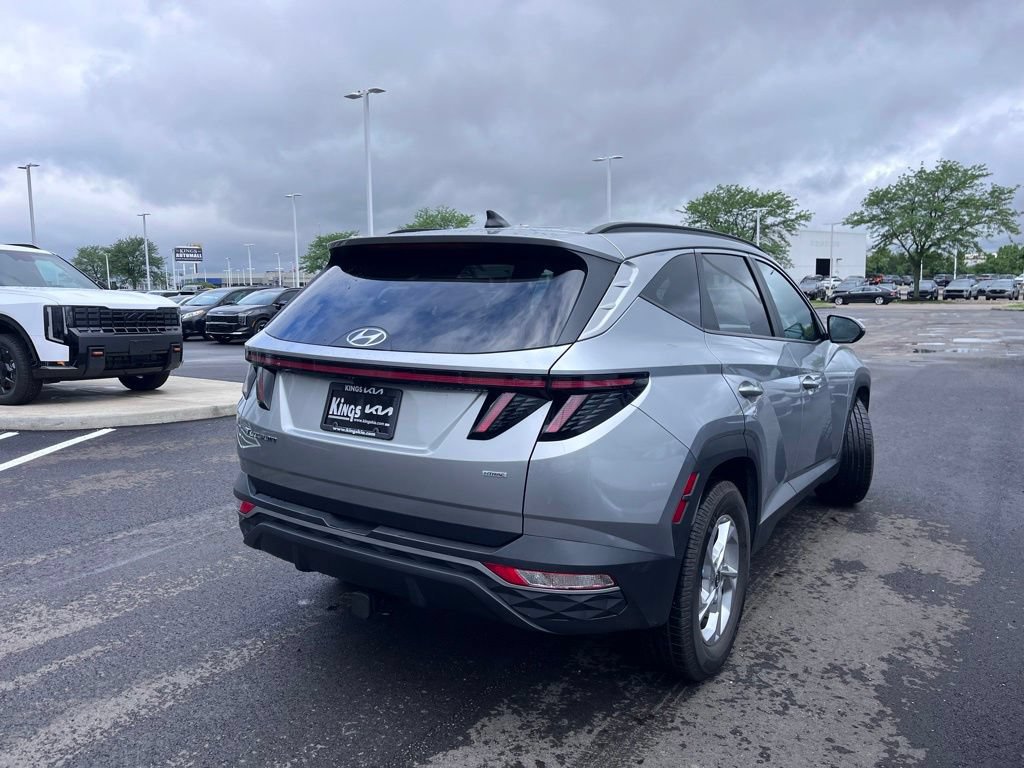 Used 2023 Hyundai Tucson SEL w/ Cargo Package AWD/4WD image 3