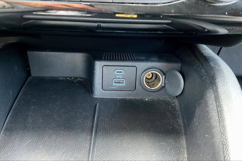 Used 2021 Ford Escape SE FWD image 15