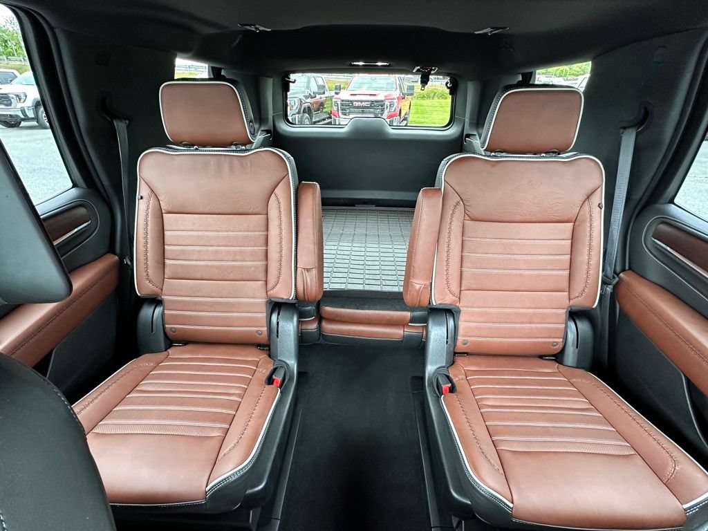 Certified 2023 GMC Yukon Denali Ultimate AWD/4WD image 30