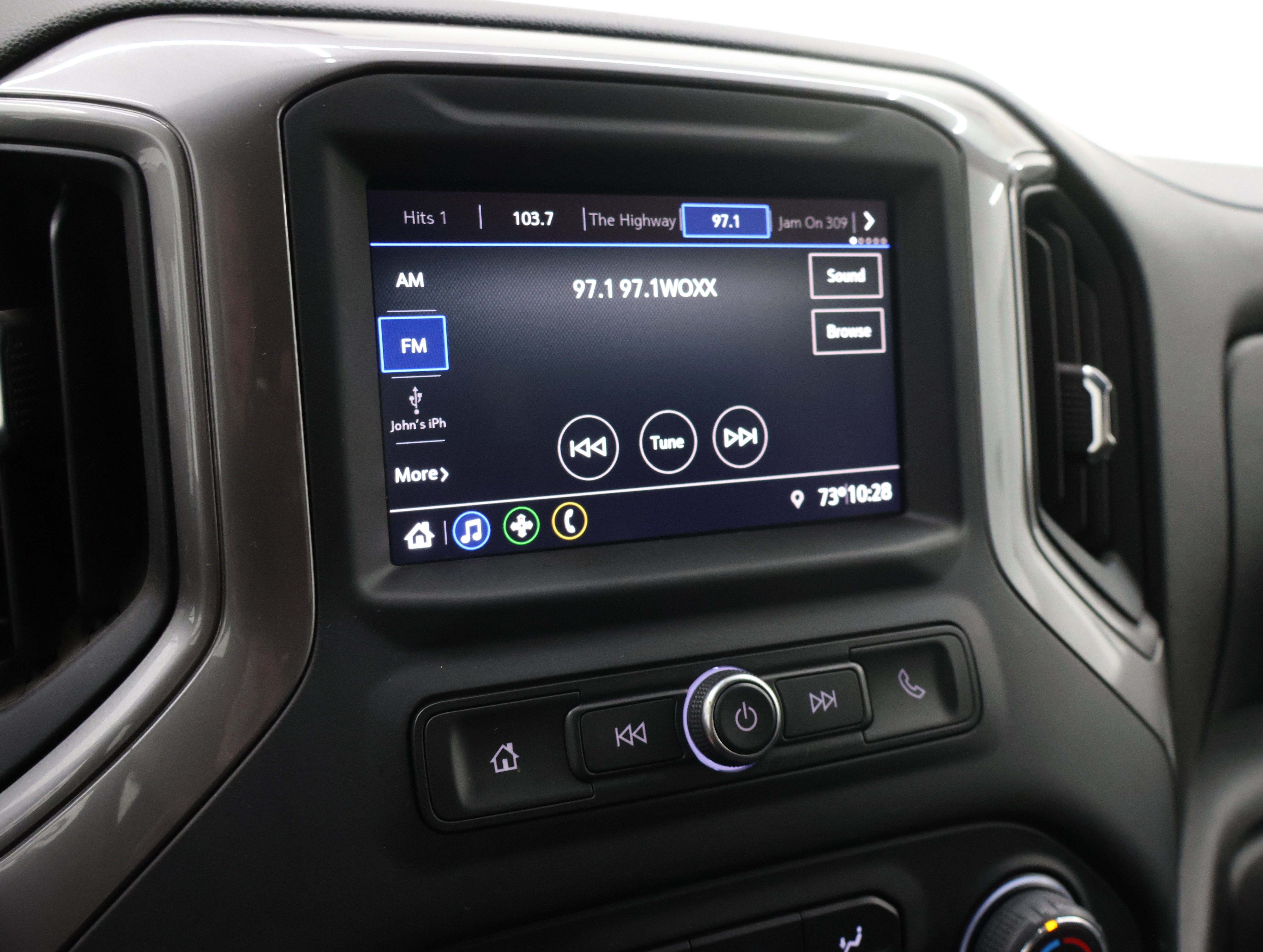 Used 2021 Chevrolet Silverado 2500 Custom w/ Custom Value Package AWD/4WD image 11