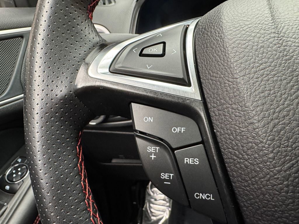 Certified 2023 Ford Edge ST-Line AWD/4WD image 19