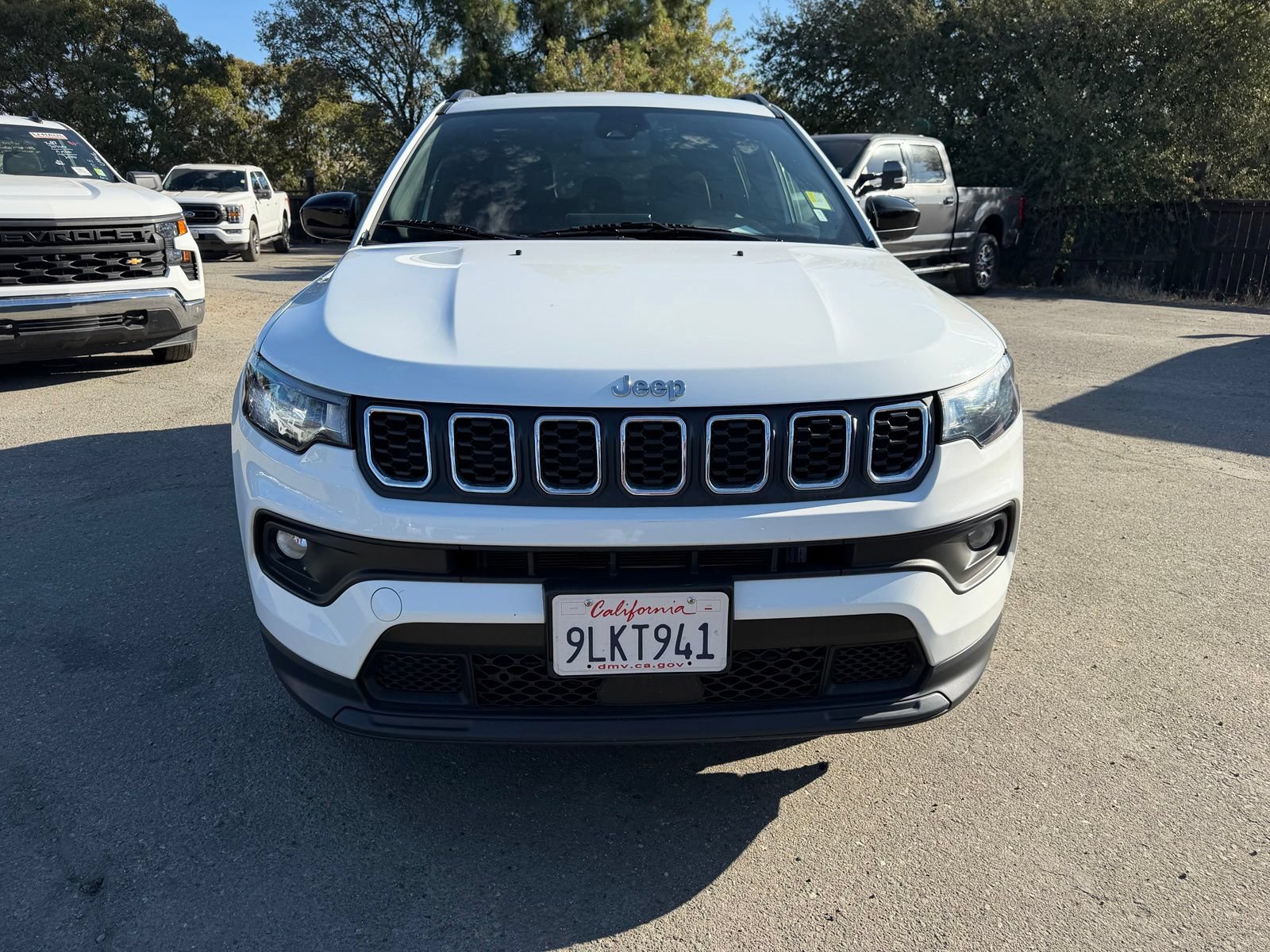Used 2024 Jeep Compass Latitude AWD/4WD image 8