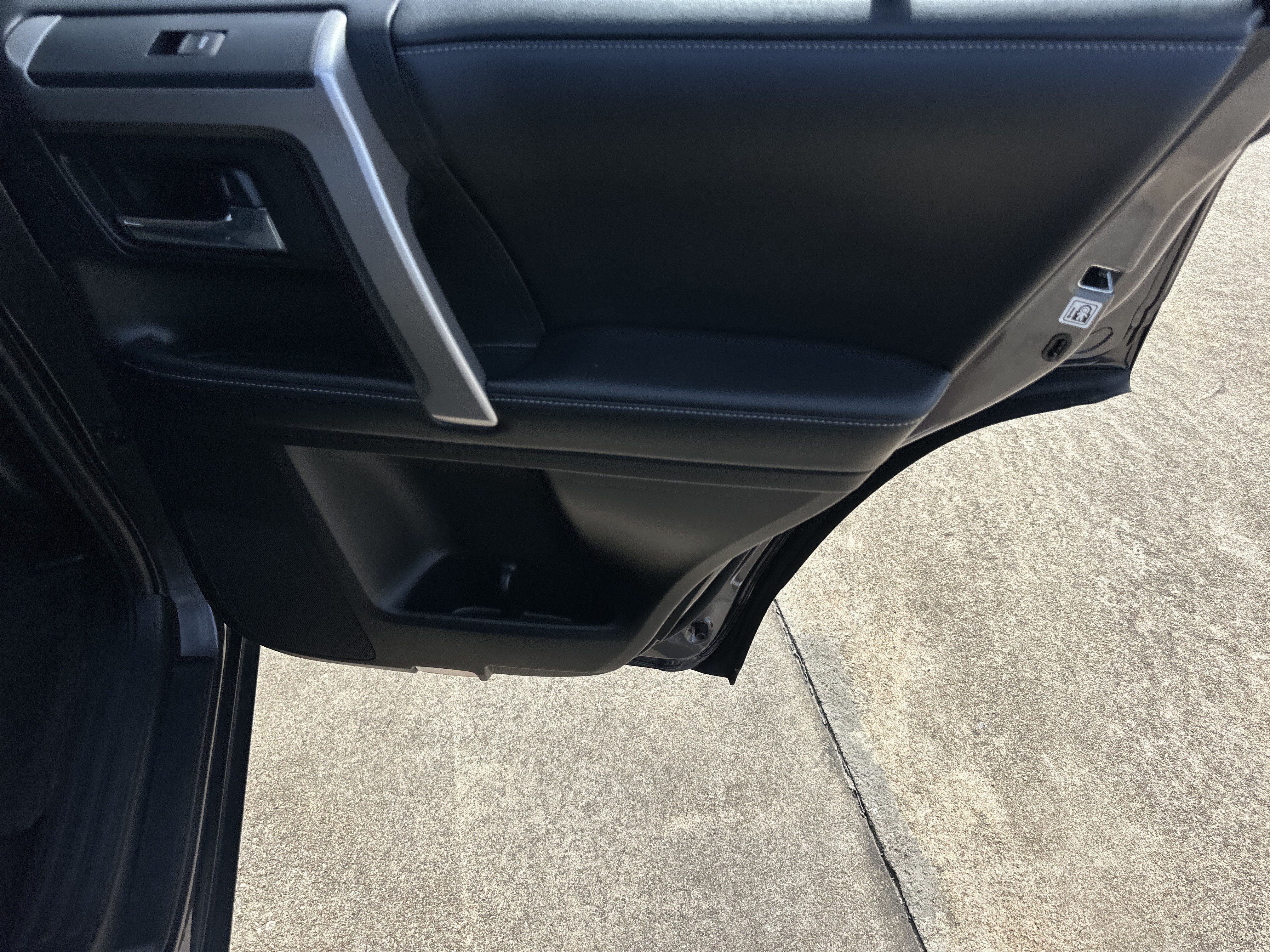 Used 2017 Toyota 4Runner SR5 Premium RWD image 17