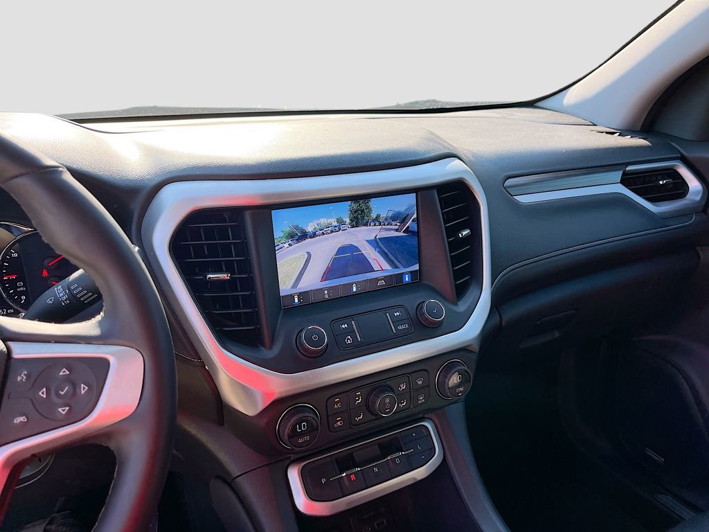 Used 2023 GMC Acadia SLT w/ Elevation Edition image 13