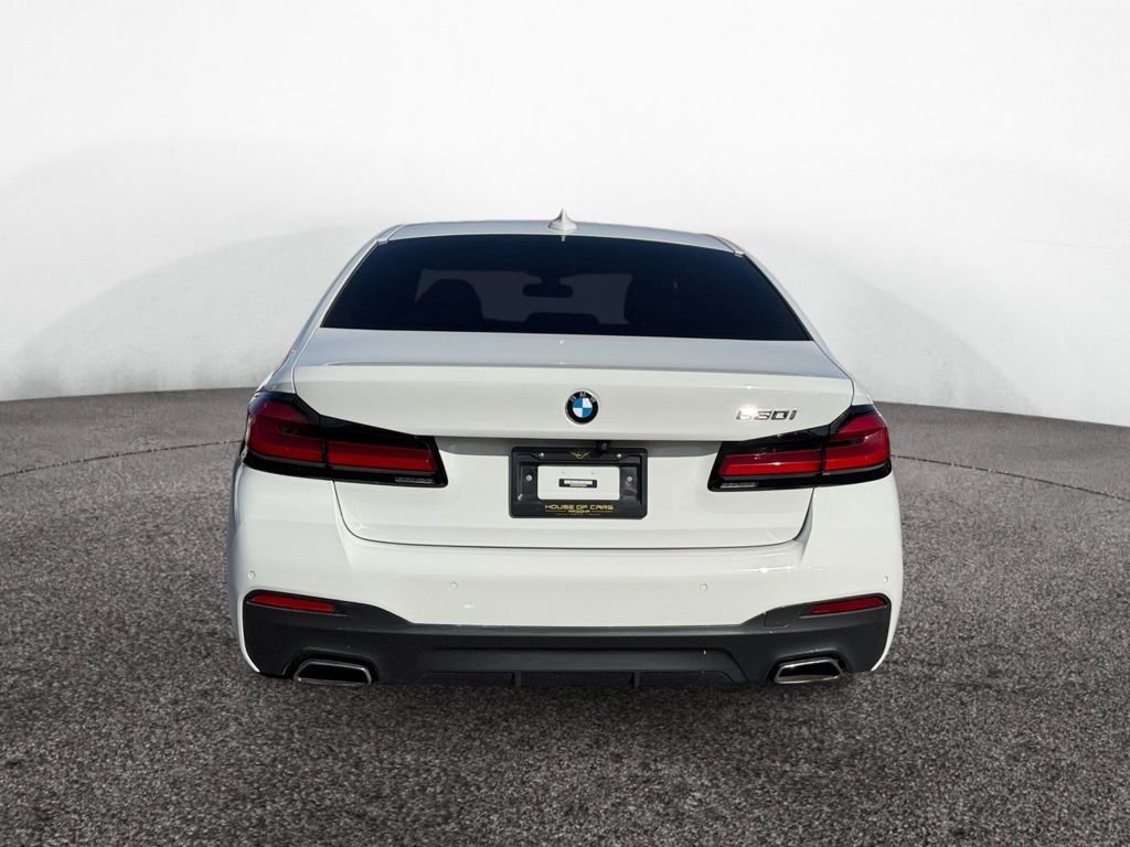 Used 2023 BMW 530i w/ M Sport Package image 4