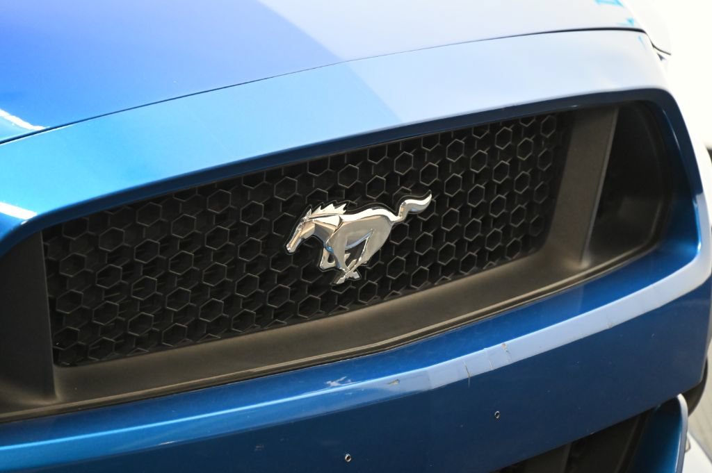 Used 2017 Ford Mustang GT Premium w/ GT Performance Package RWD image 11