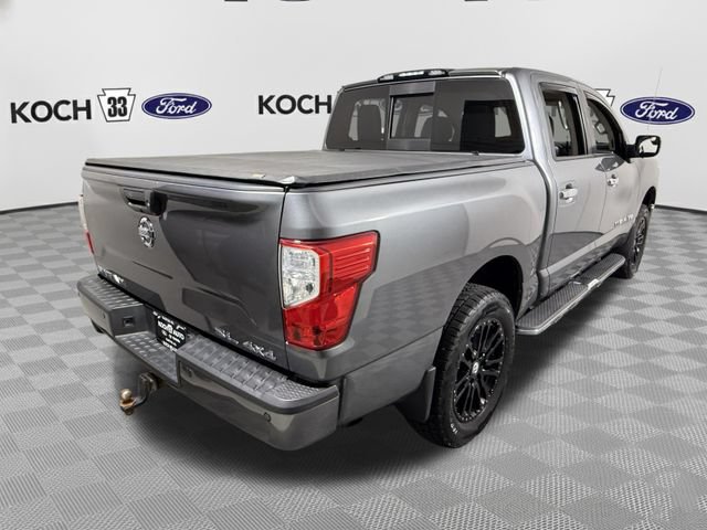 Used 2018 Nissan Titan SL AWD/4WD image 8