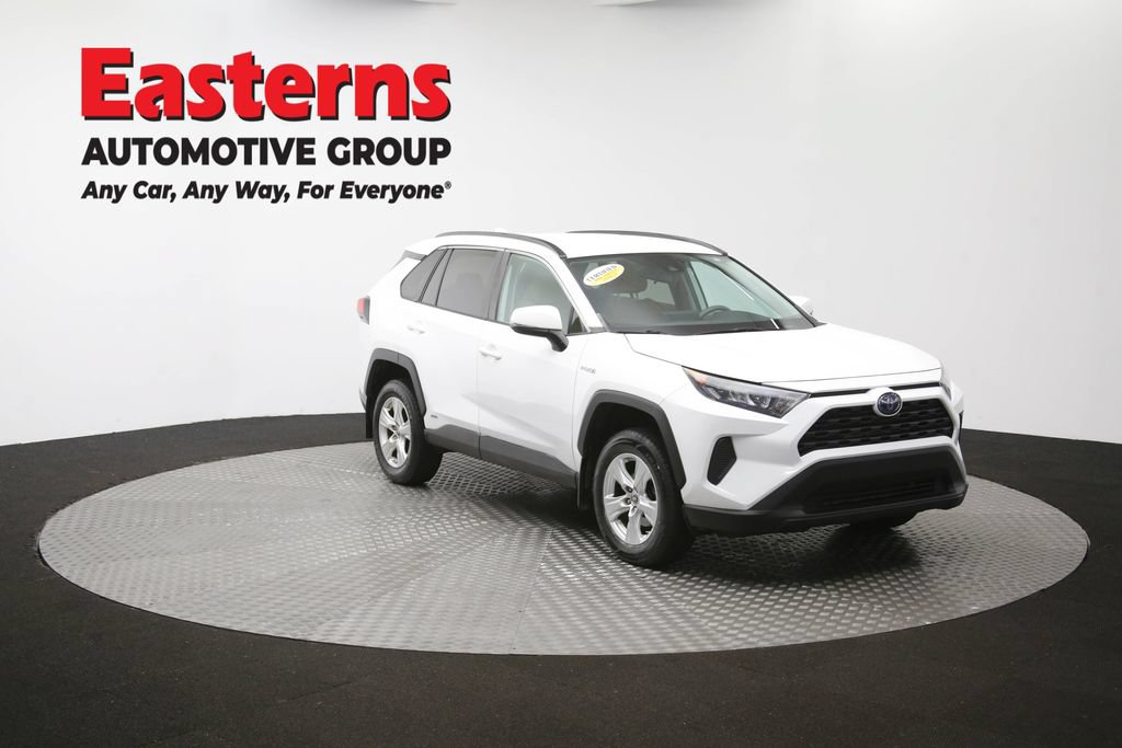 Used 2021 Toyota RAV4 LE w/ Carpet Mat Package (TMS) AWD/4WD image 51