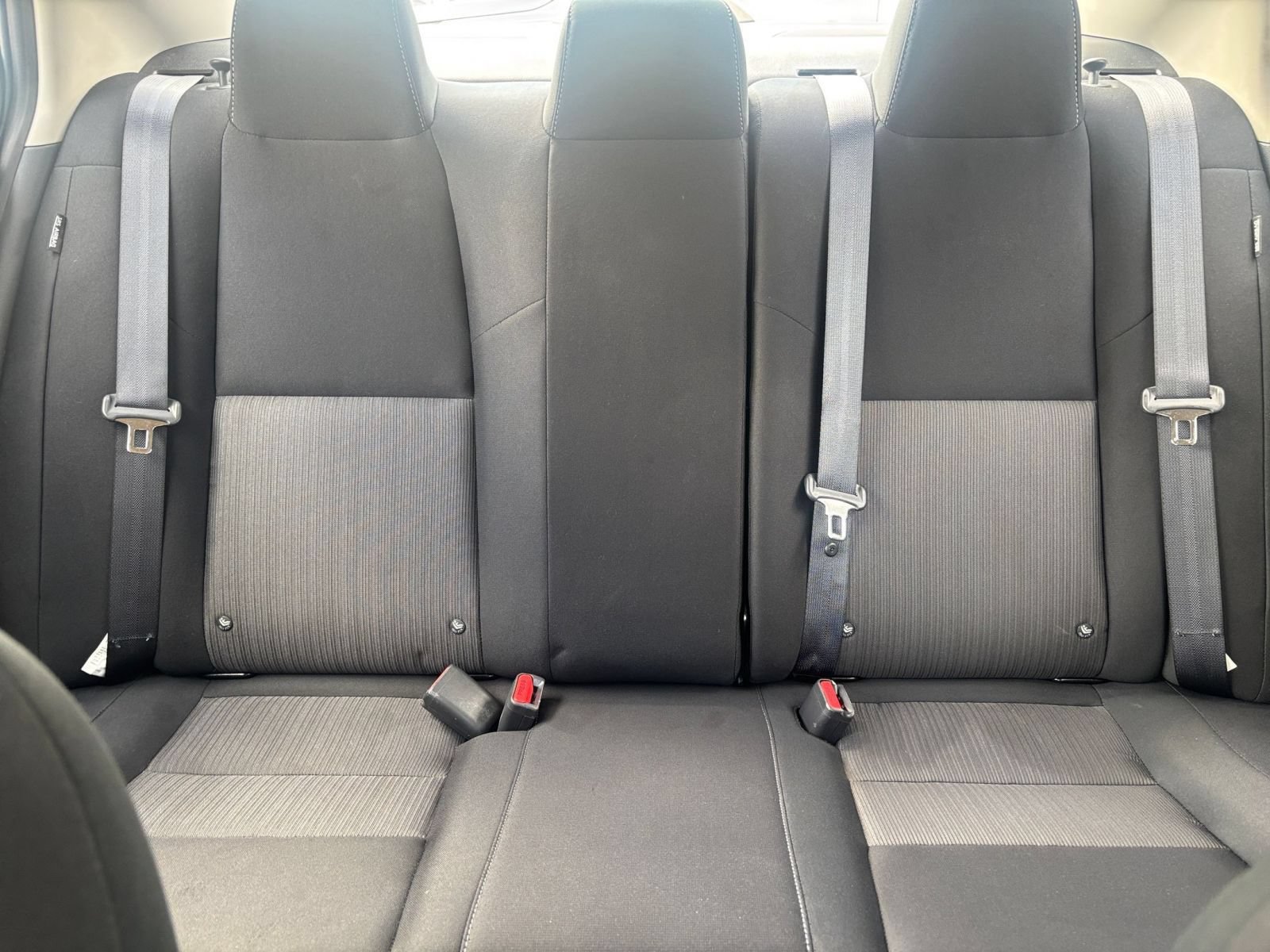 Used 2025 Nissan Sentra SV FWD image 35