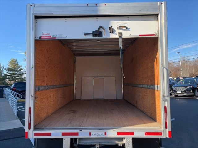 Used 2024 Ford E-450 and Econoline 450 Super Duty w/ Power Windows & Locks Group image 15