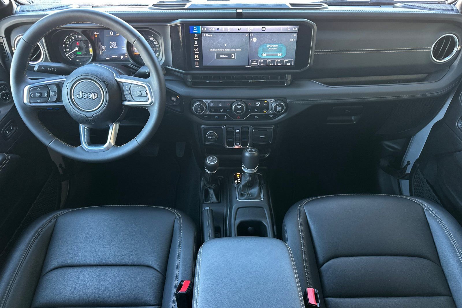 Used 2024 Jeep Wrangler Sahara 4xe image 14