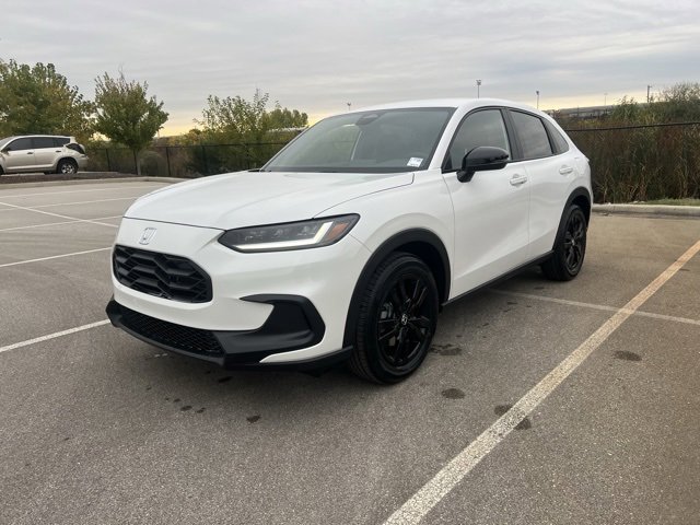 New 2026 Honda HR-V Sport image 3