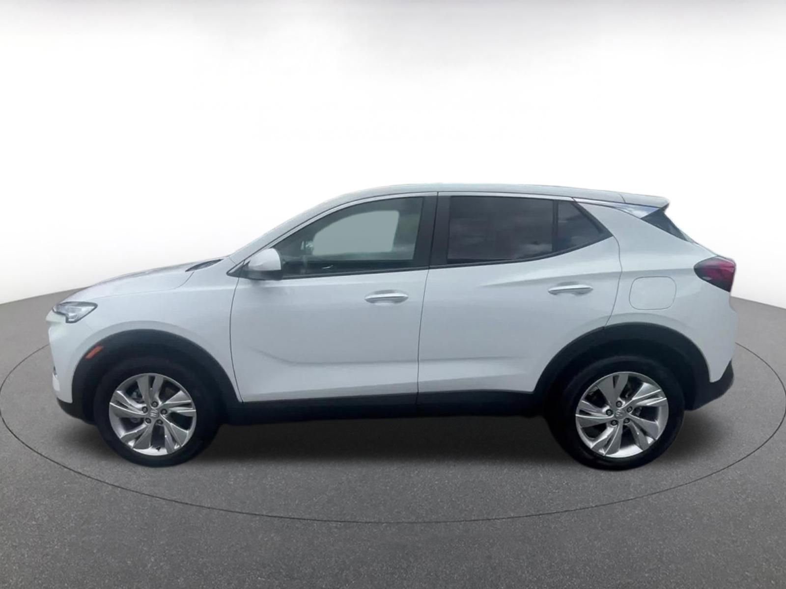 Used 2025 Buick Encore GX Preferred FWD image 8