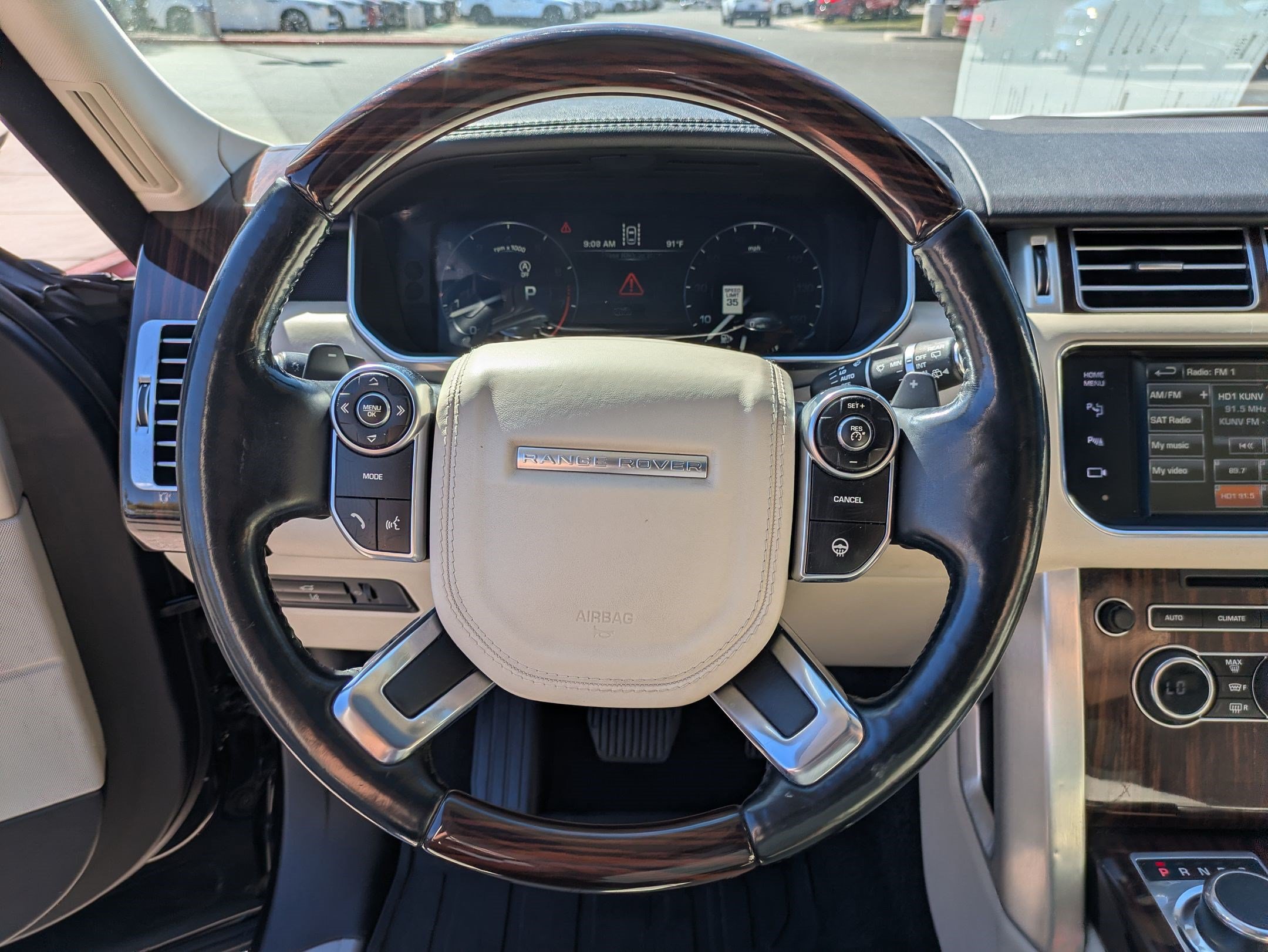 Used 2015 Land Rover Range Rover HSE AWD/4WD image 16