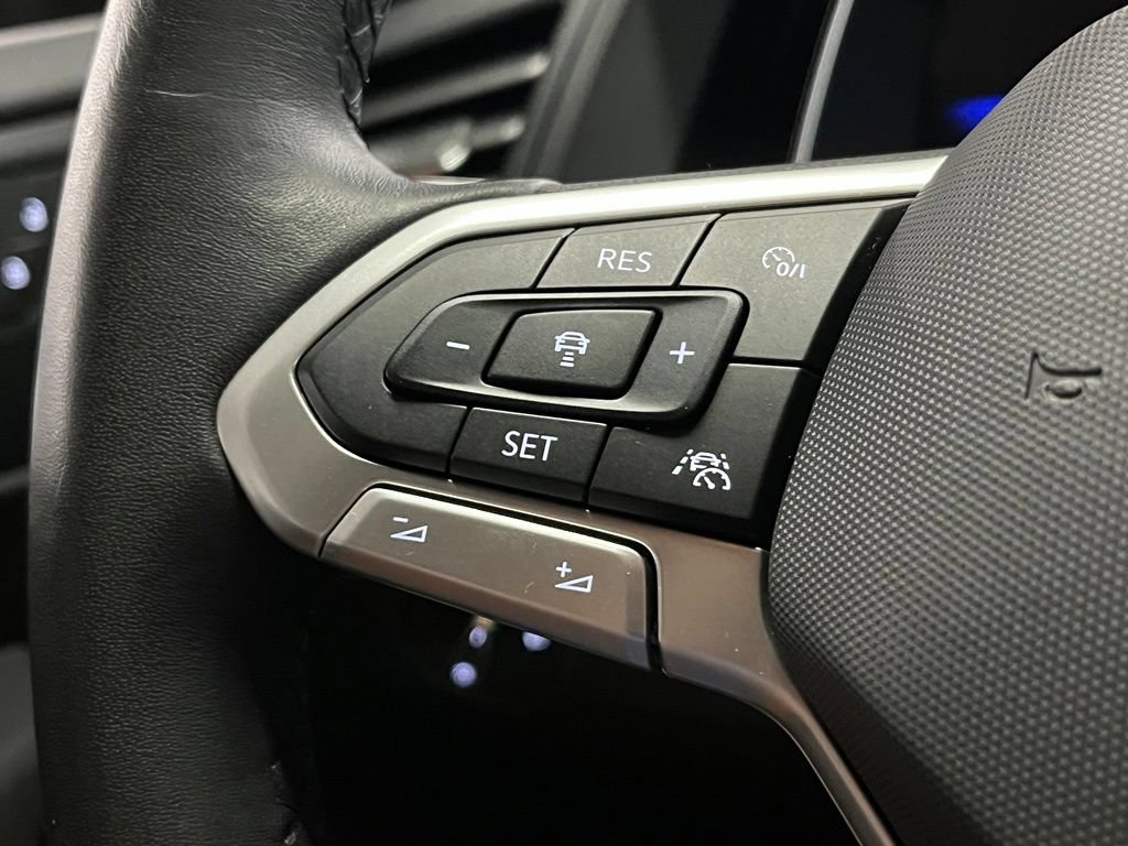 Used 2024 Volkswagen Jetta Sport FWD image 23