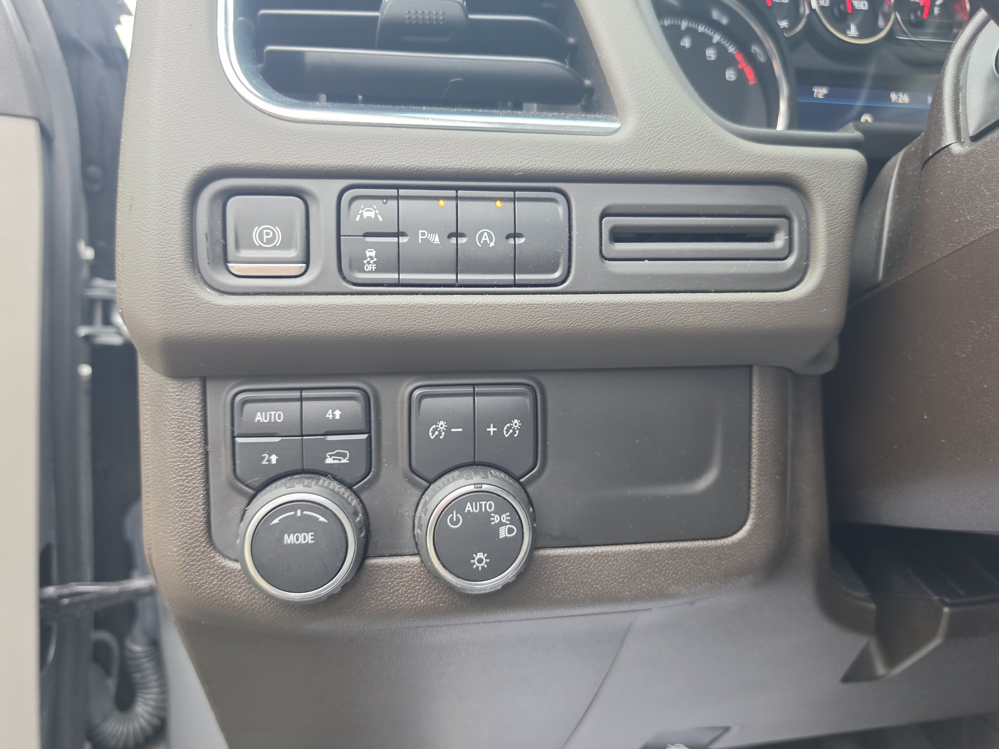 Used 2023 Chevrolet Tahoe LS AWD/4WD image 20