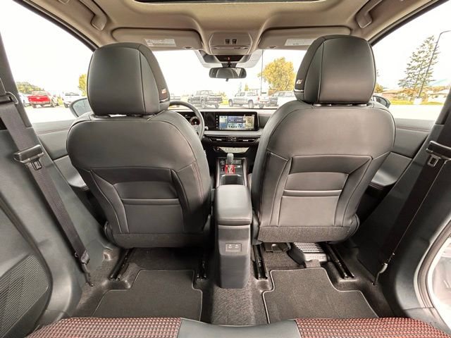 New 2025 Nissan Kicks SR w/ SR Premium Package image 30