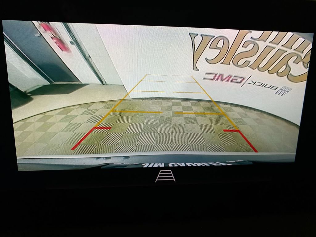 Certified 2024 Buick Encore GX Preferred w/ Comfort Package AWD/4WD image 17