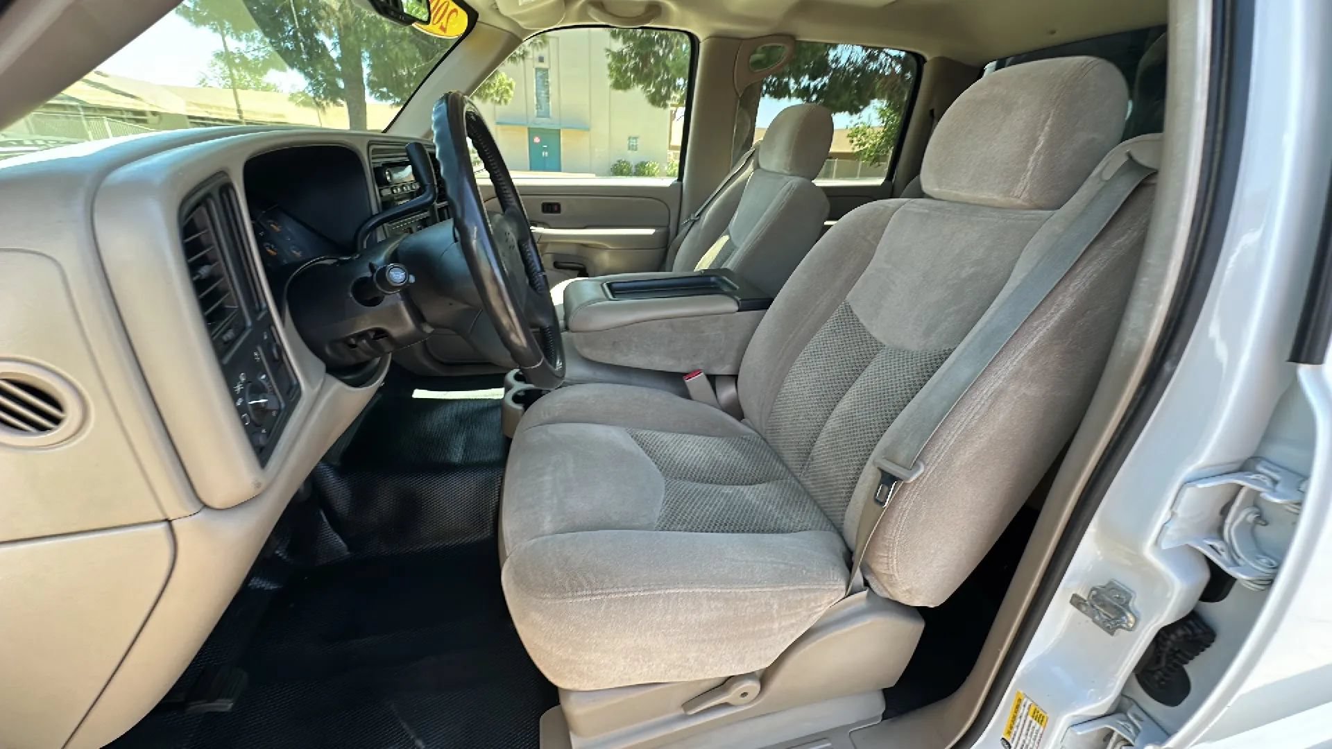 Used 2006 Chevrolet Silverado 1500 LT RWD image 14