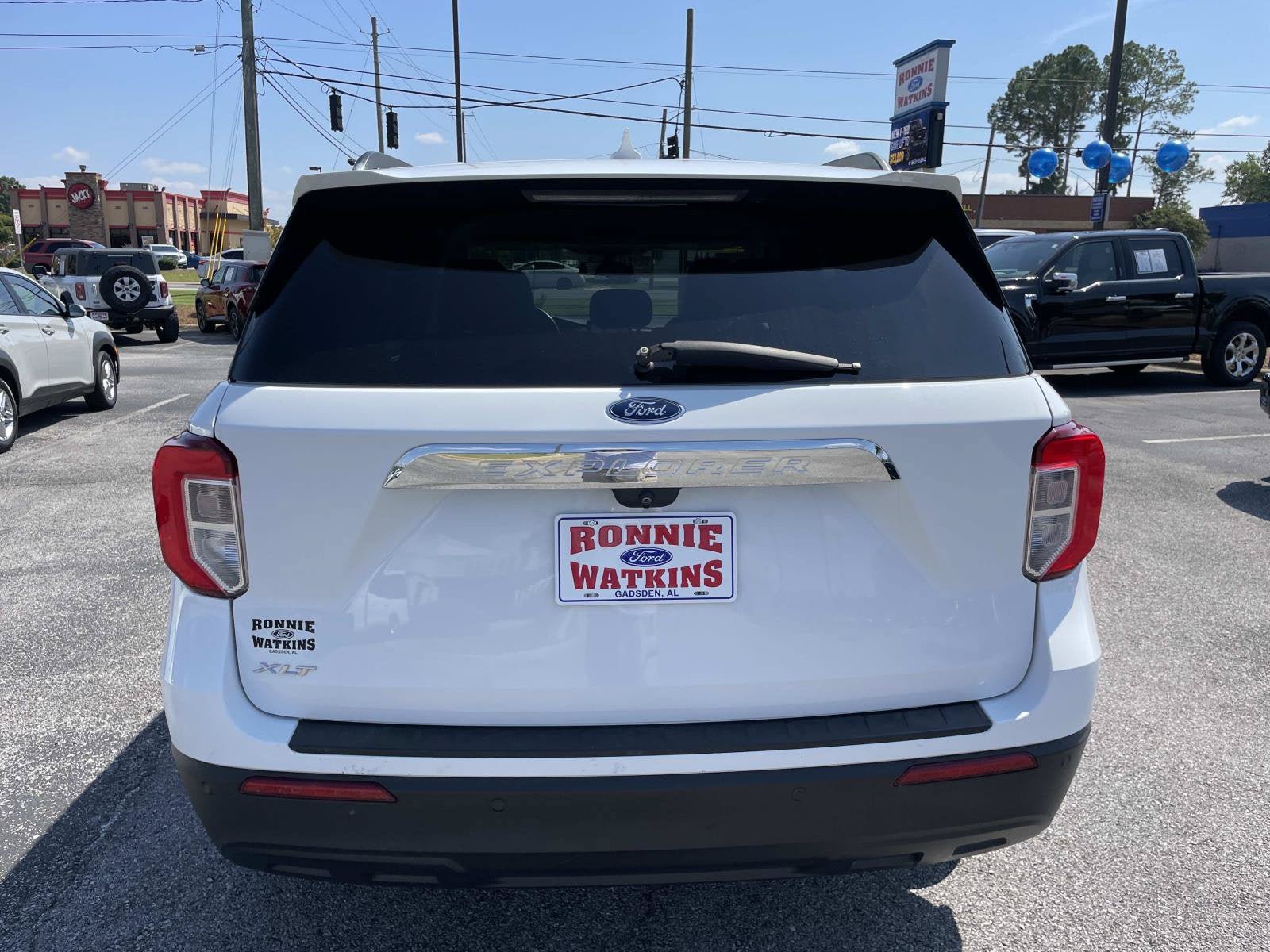 Used 2020 Ford Explorer XLT RWD image 5