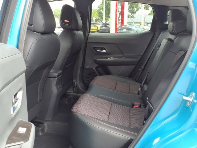 New 2026 Nissan Kicks SR FWD image 24