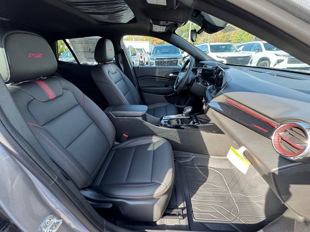 New 2026 Chevrolet Trax RS w/ Sunroof Package image 14