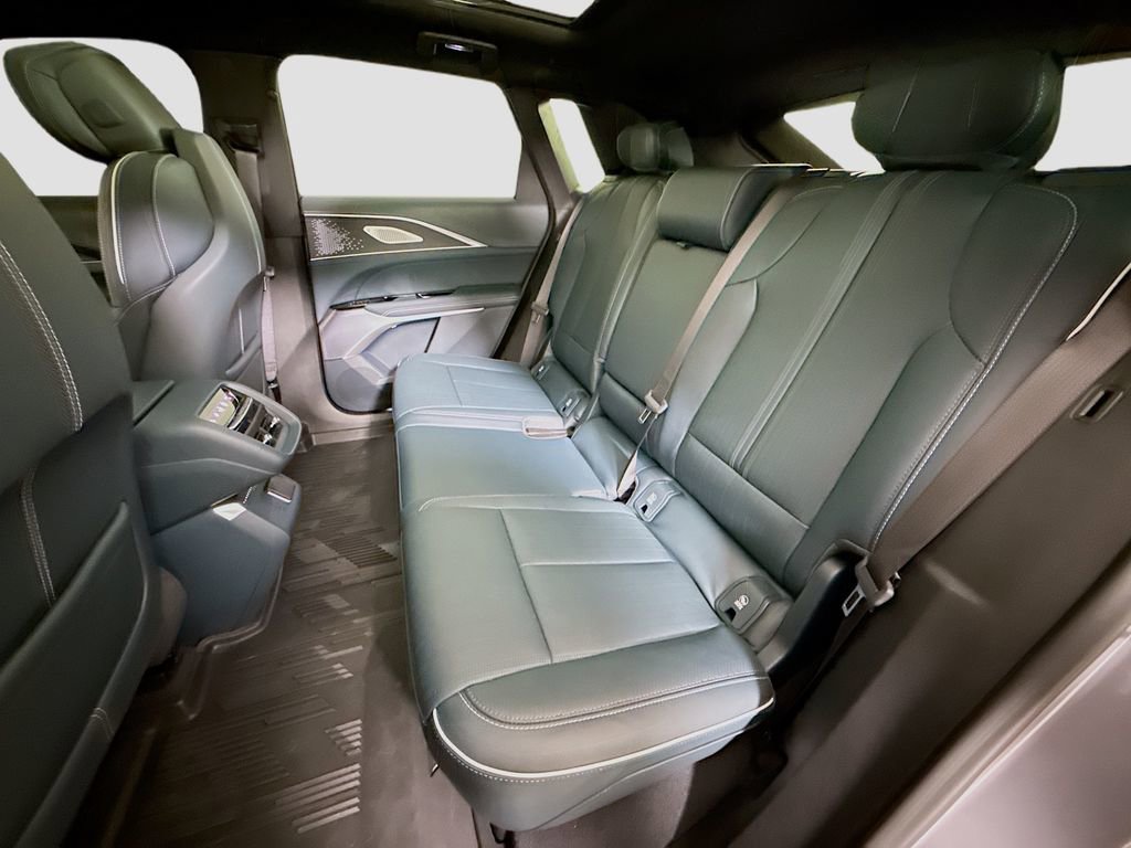 Used 2024 Cadillac Lyriq Sport w/ Nappa Leather Package image 29