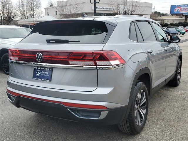 Certified 2025 Volkswagen Atlas Cross Sport SE image 4