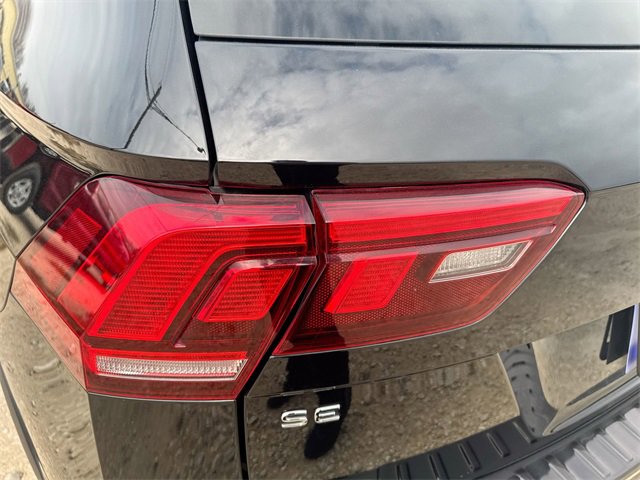 Used 2024 Volkswagen Tiguan SE R-Line w/ MDO Package, Three-Row image 37