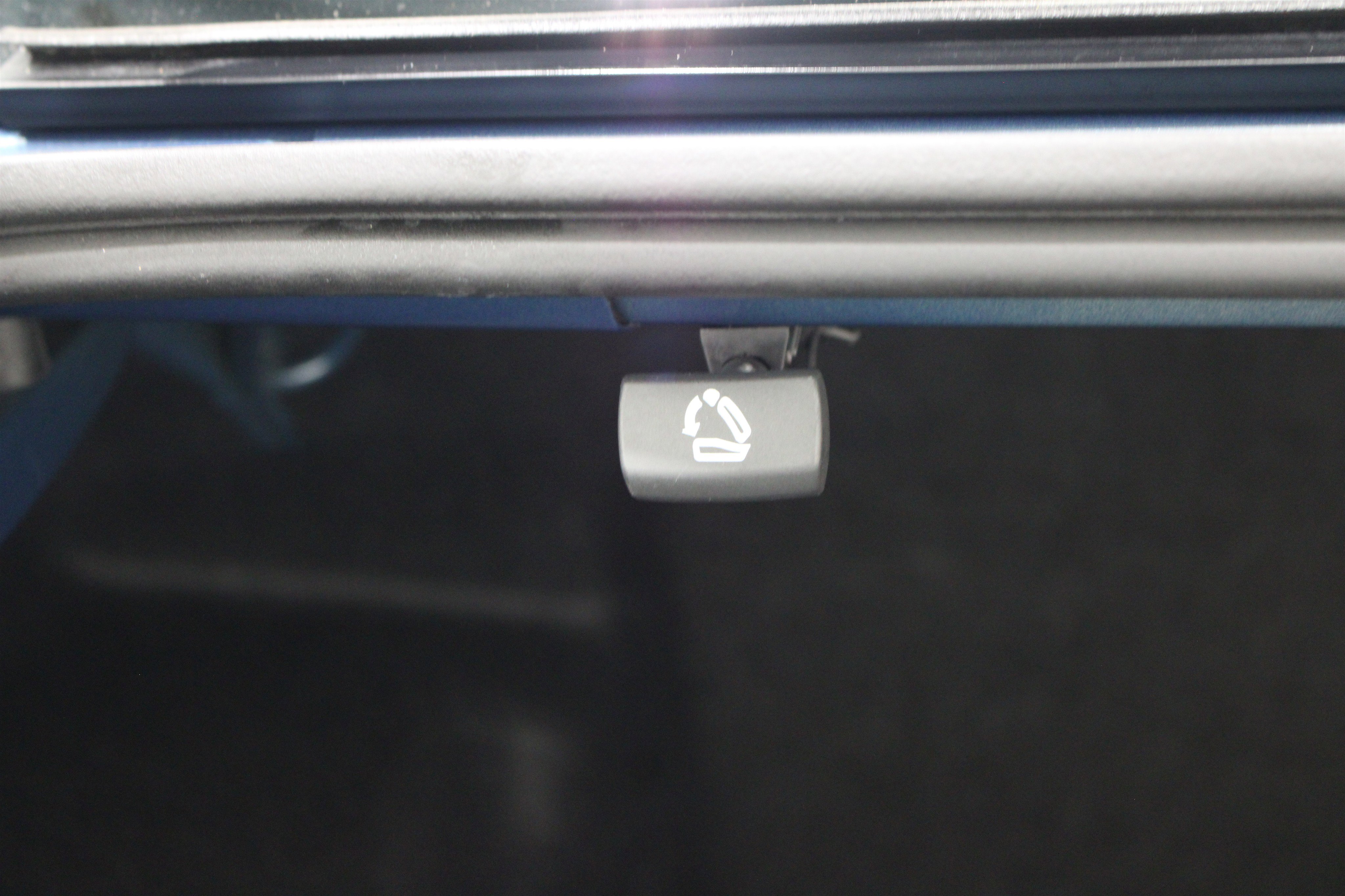 Used 2025 Chevrolet Malibu LS image 24