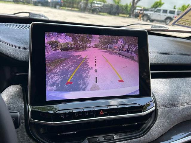 Certified 2023 Jeep Compass Latitude AWD/4WD image 27