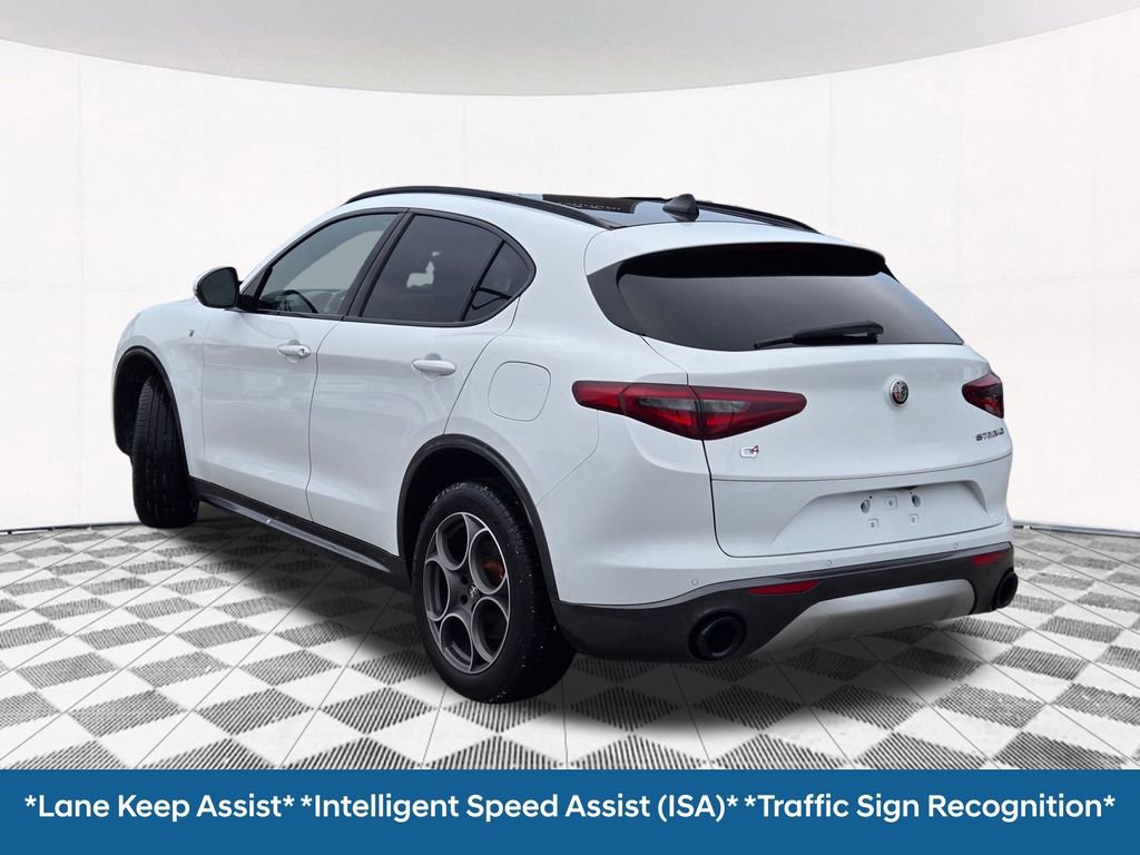 Used 2022 Alfa Romeo Stelvio Ti w/ Active Assist Plus Package image 27