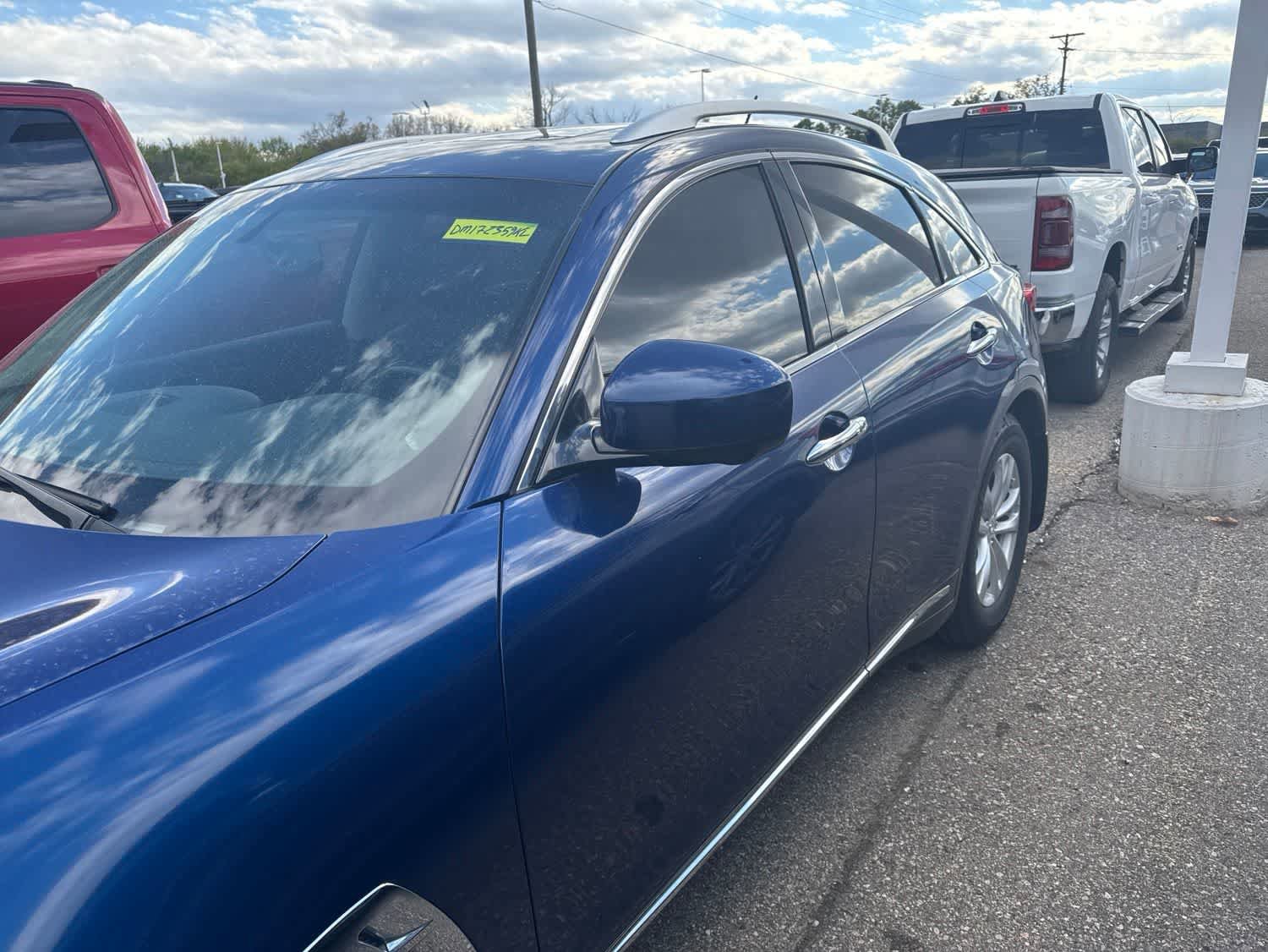 Used 2013 INFINITI FX37 AWD w/ Premium Pkg image 17