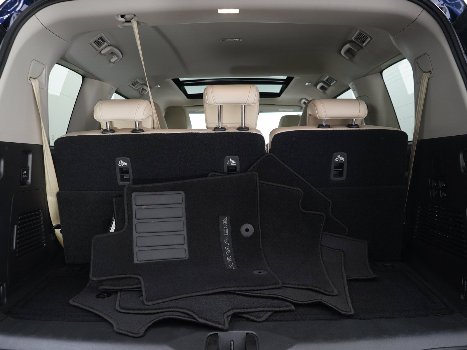 Certified 2025 Nissan Armada Platinum AWD/4WD image 19