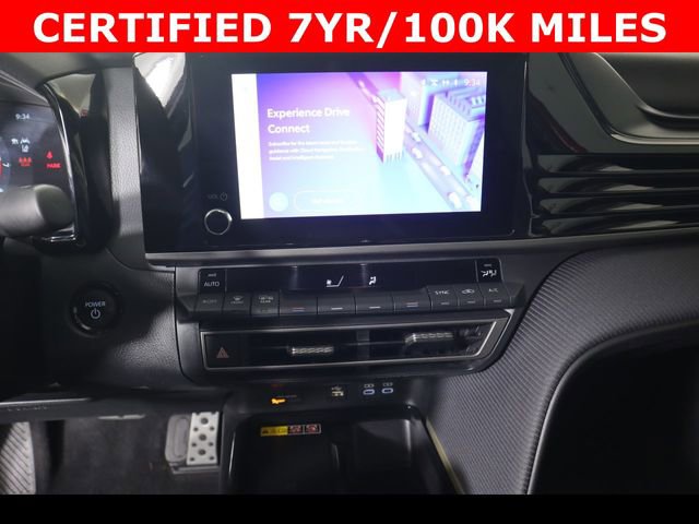 Used 2025 Toyota Camry SE FWD image 27