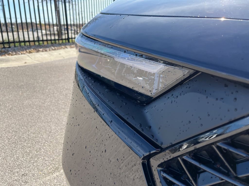 Used 2025 Honda Accord SE image 13