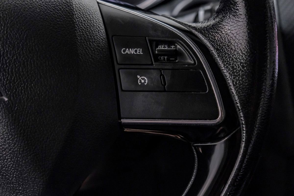 Used 2018 Mitsubishi Outlander Sport SE FWD image 13