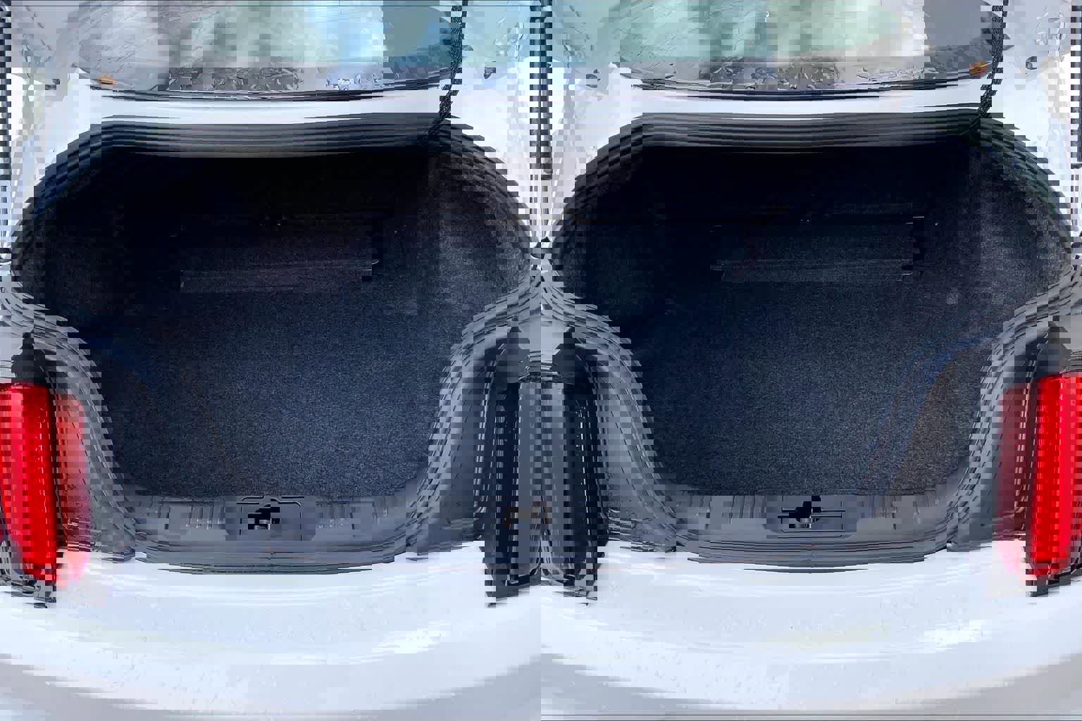 Used 2017 Ford Mustang EcoBoost image 17