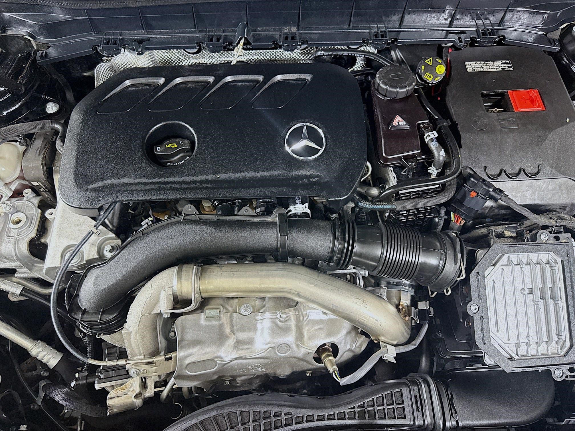 Used 2025 Mercedes-Benz GLB 250 image 39