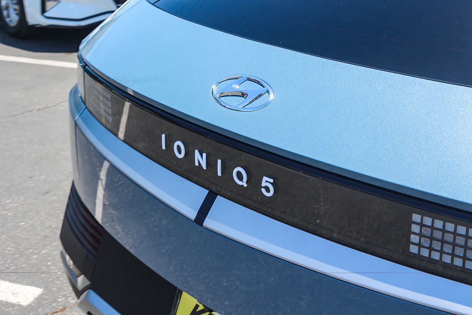 Certified 2024 Hyundai Ioniq 5 SEL RWD image 9